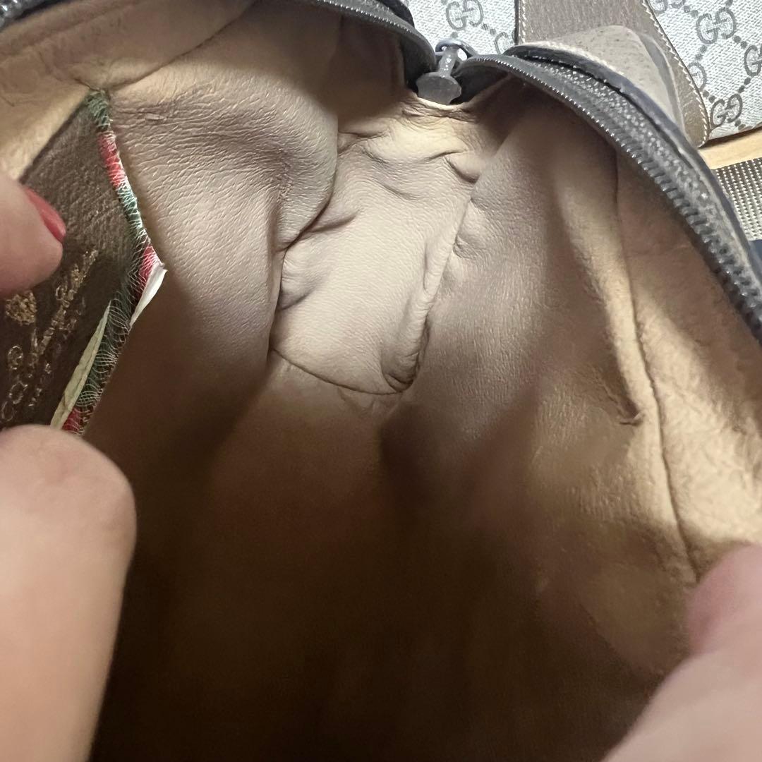 オールドグッチGUCCI ヴィンテージ　GGキャンバスクラッチバッグ　ファスナー