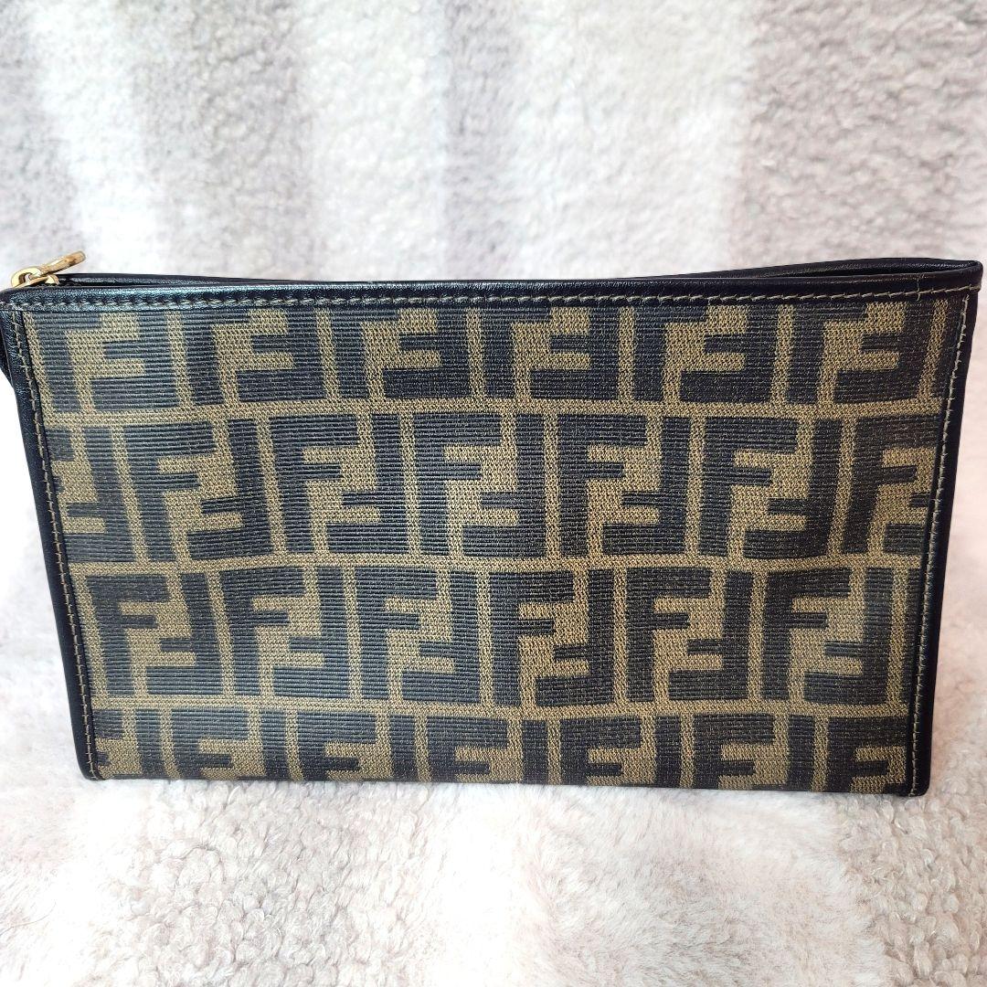 【美品】FENDI ポーチ ズッカ キャンバス ブラウン セカンドバッグ レザー