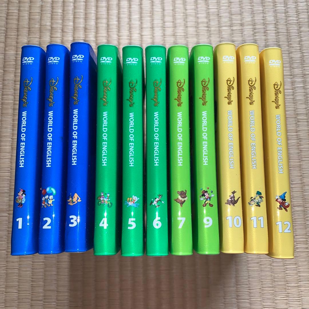 Disney's World of English 12枚セット　➕　本