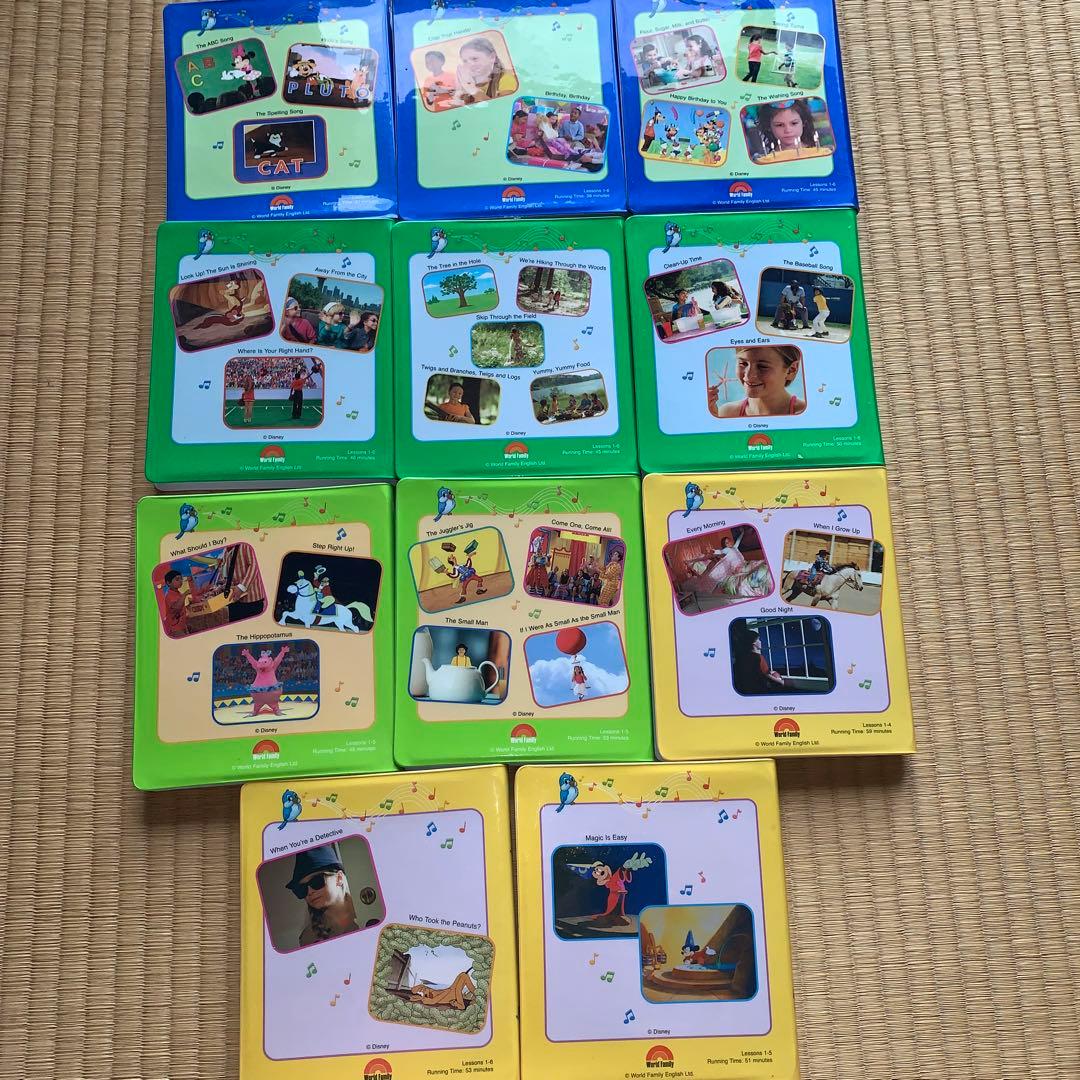 Disney's World of English 12枚セット　➕　本