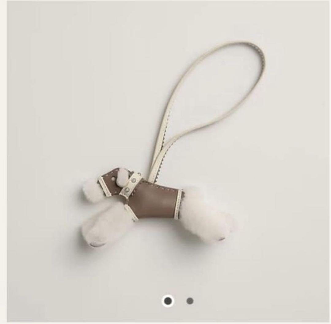 HERMES エルメス・バディ チャーム　エトゥープ