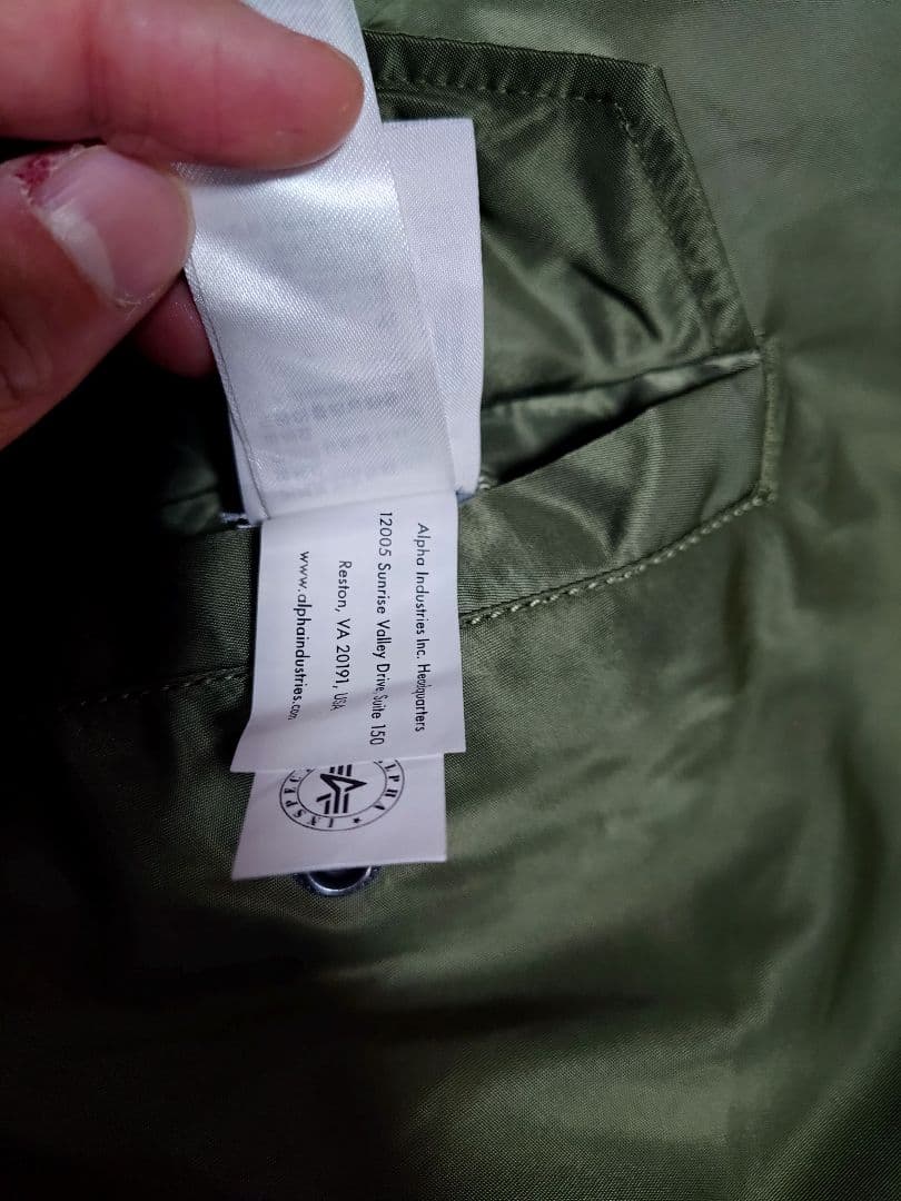 アルファインダストリーズ MA-1 2025年 日本国内流通版