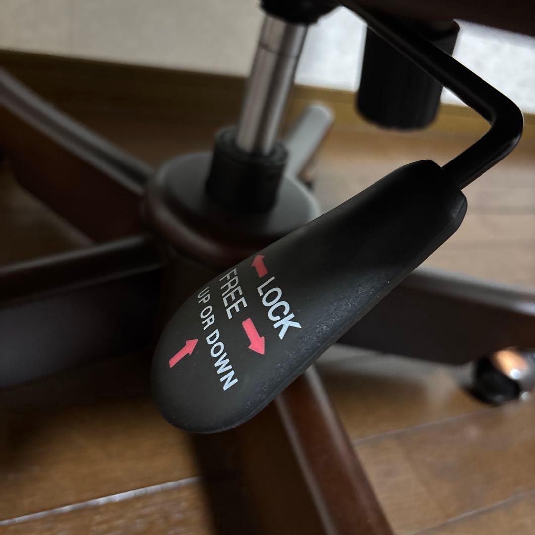 【美品】貞刈椅子製作所 アームチェア キャスター付 昇降式 回転