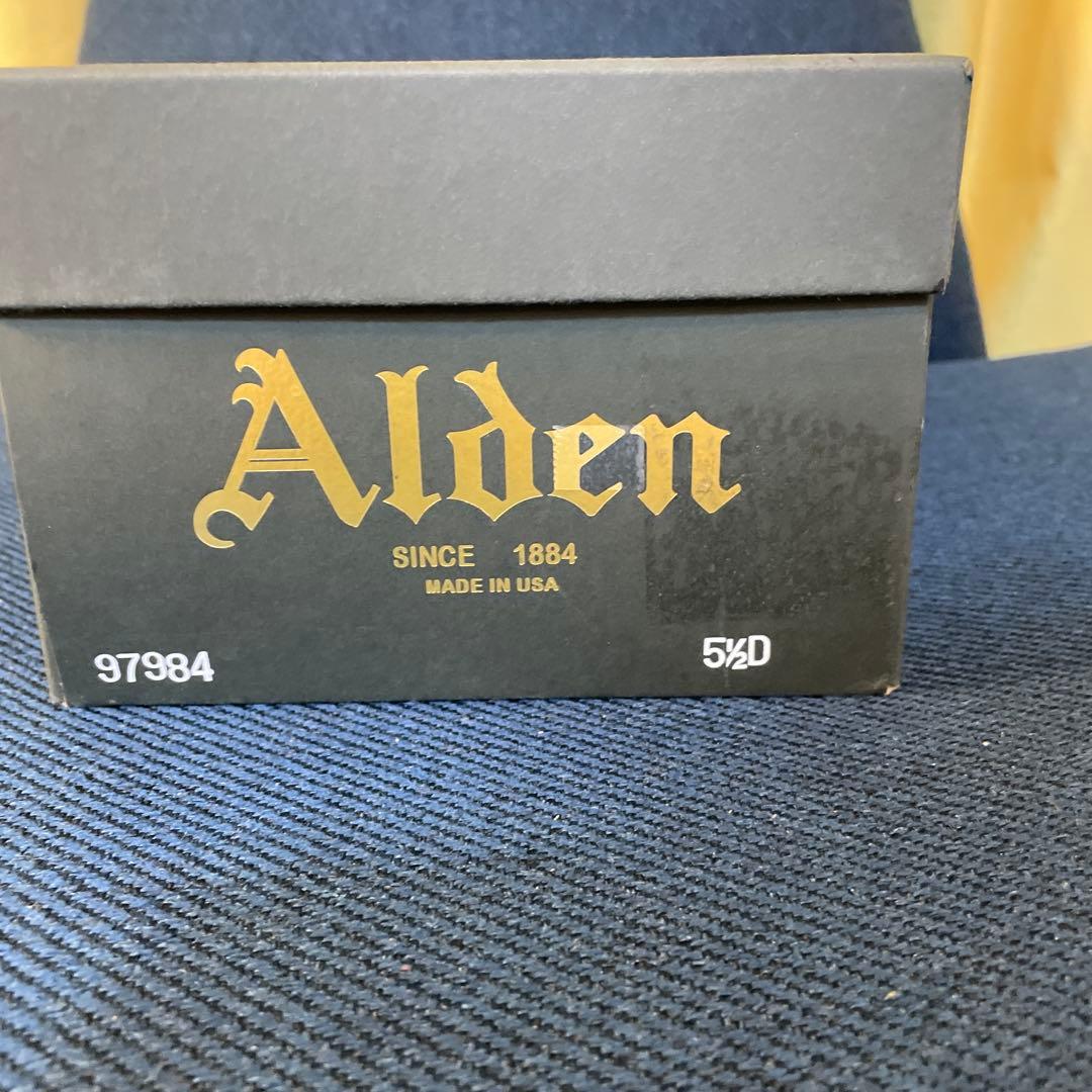 極美品　オールデン　ロングウイングチップ　黒　クレープソール　５ハーフ