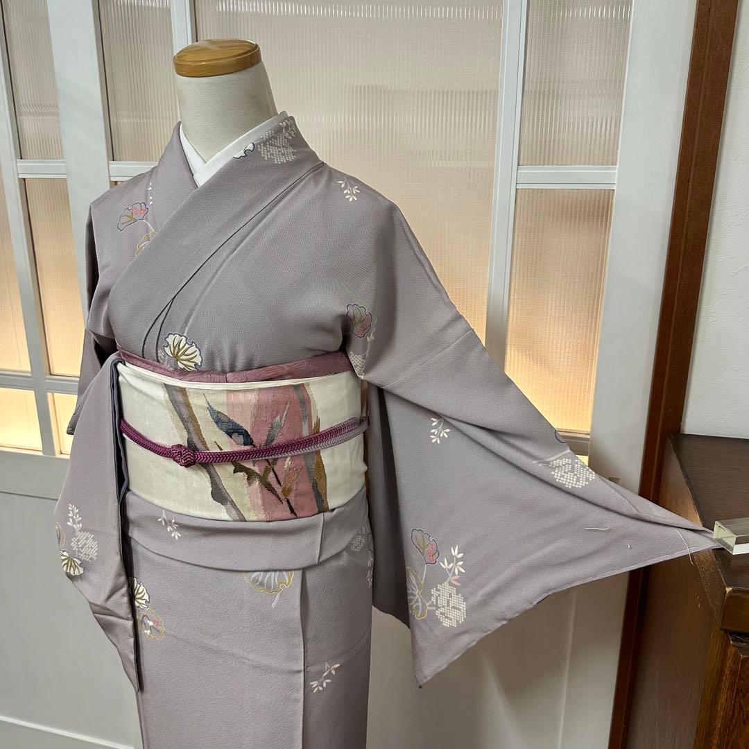 く*る様 小紋　袷　正絹　草木模様　飛び柄　藤鼠色　身丈170裄72トールサイズ