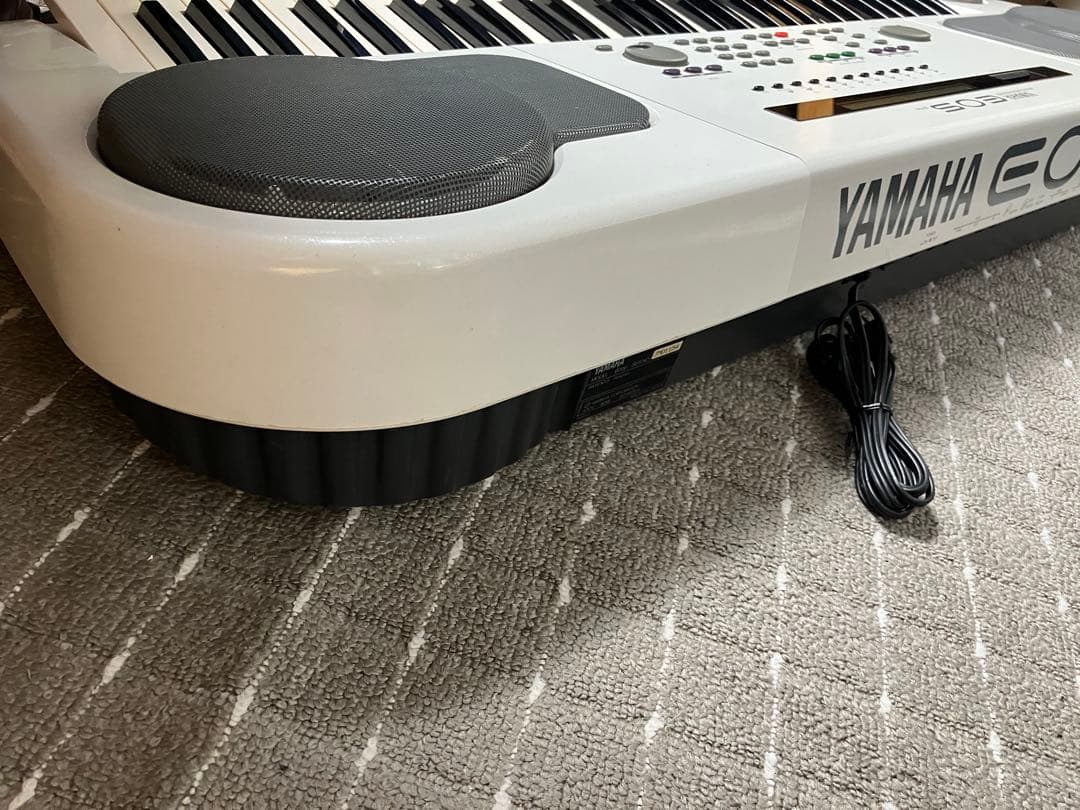 YAMAHA EOS B700 ハードケース付き