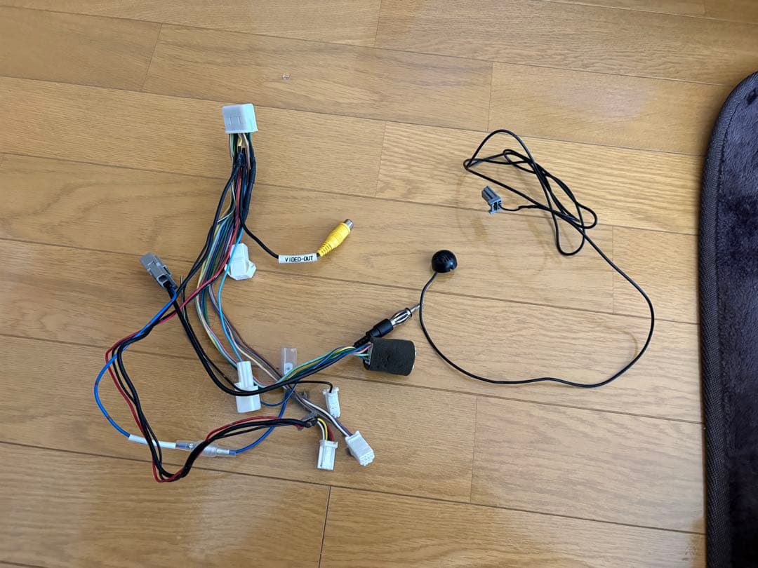 日産純正ナビ　MM319D-W Panasonic