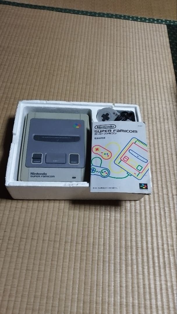 スーパーファミコン（初期）※電源アダプタ無し