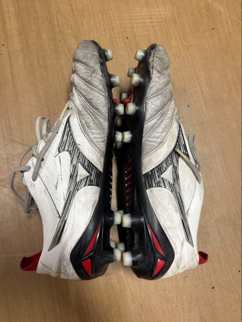 2点セット！　Mizuno サッカーシューズ スパイク モレリアネオ4 限定色