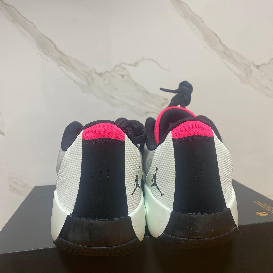 新品Jordan LUKA77ジョーダンルカ　バスケットボールシューズ