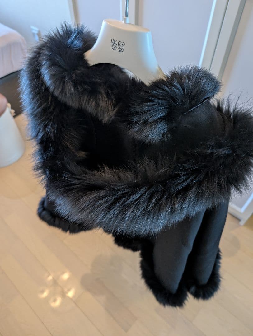 カシミヤ50% リアルフォックスファー フード付ケープ 黒