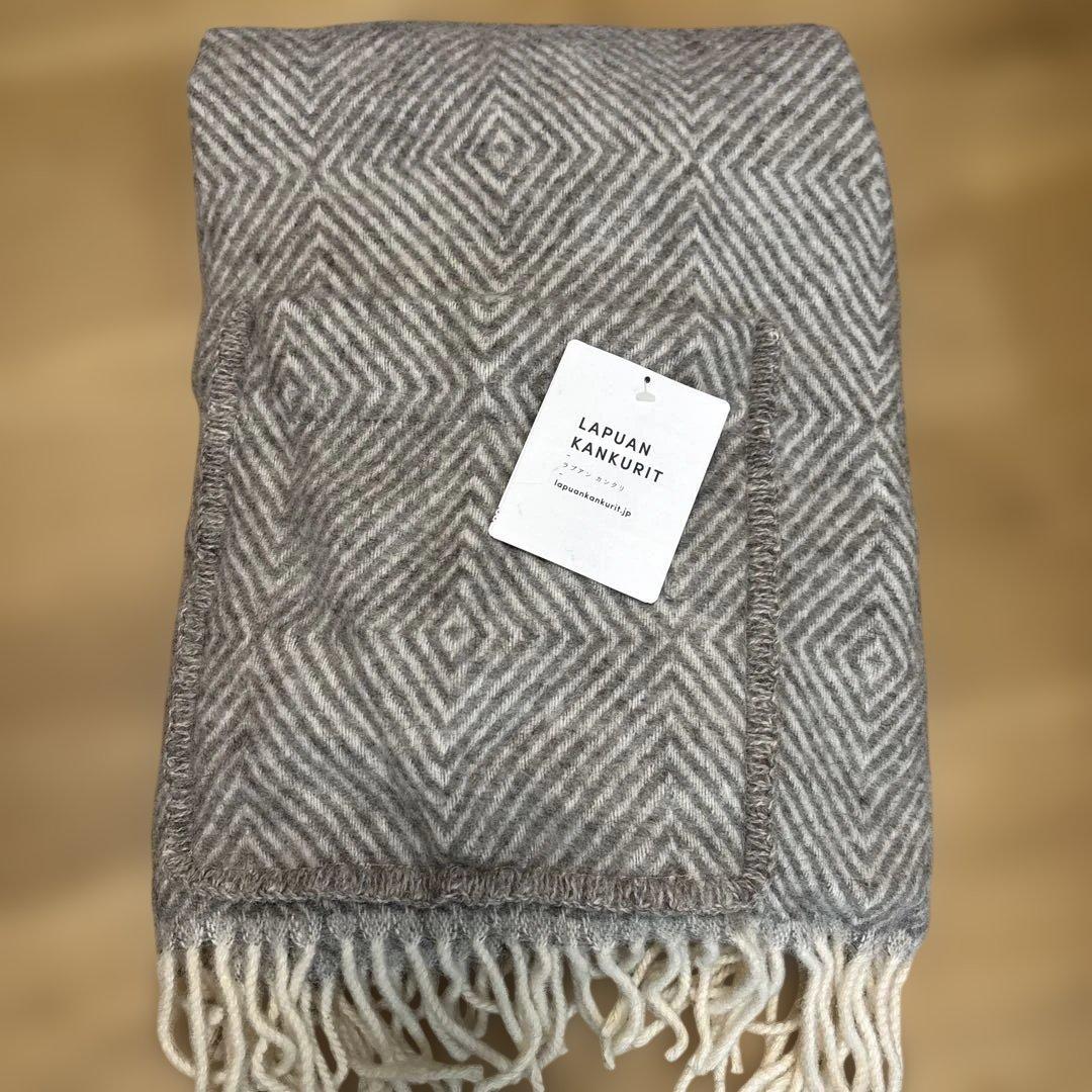 LAPUAN KANKURIT ポケット付きショール