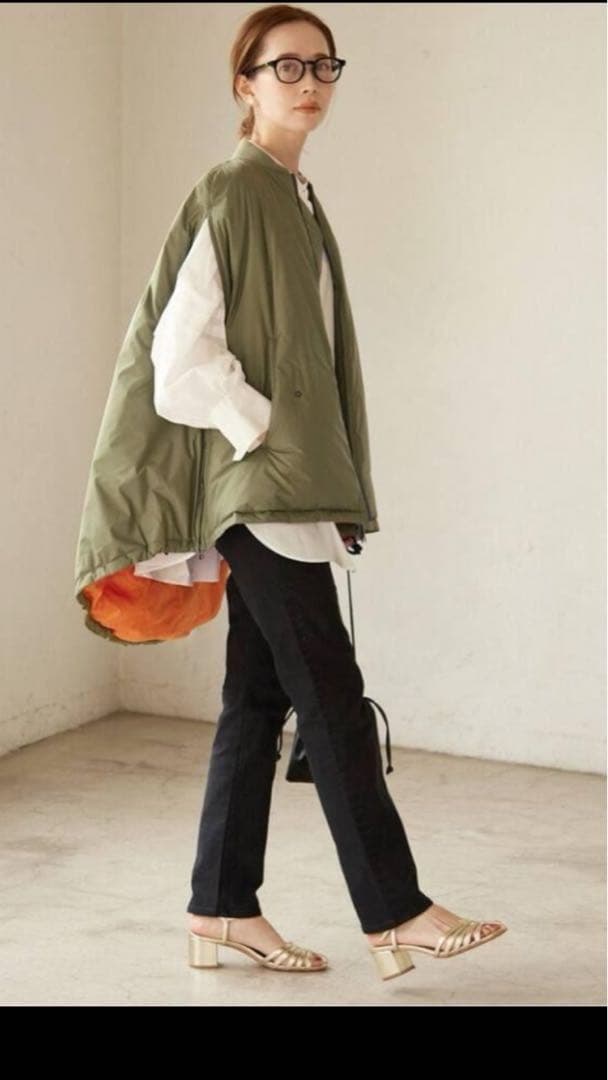 【美品】ELE STOLYOF/ Victoria Down MA-1