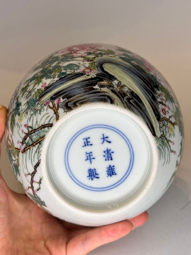 中国清時代 大清雍正年製款 彩絵牡丹花蝶文 詩文花瓶 賞瓶 傷あり 古陶磁骨董品