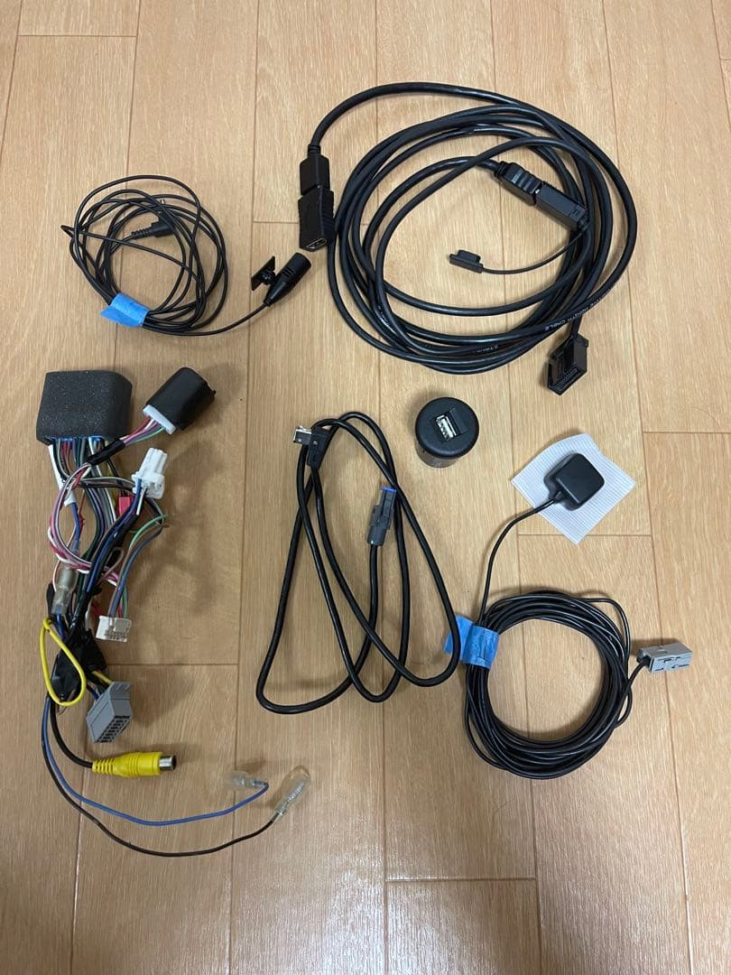 パナソニック　スタンダードプラス　10インチナビ