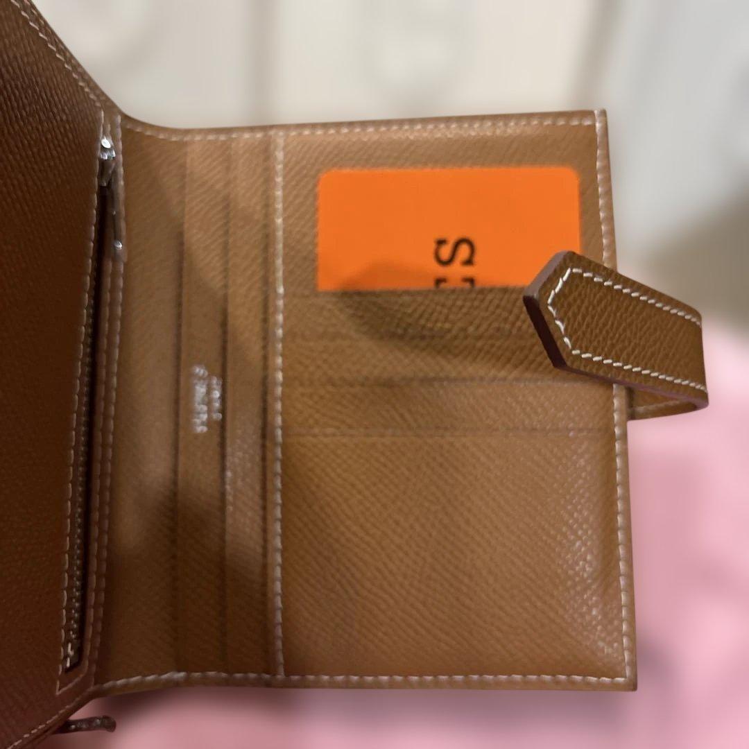HERMESノベルティ折りたたみ茶色財布新品未使用最終価格です
