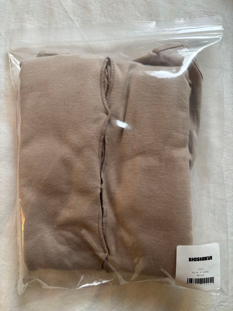 シシクイ　hole s long beige