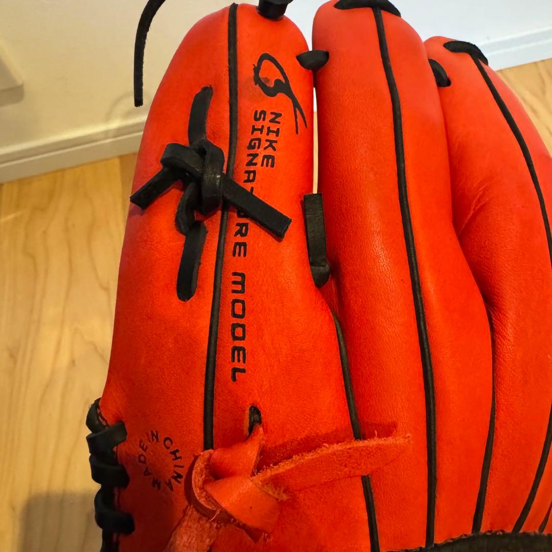 ナイキ　一般軟式グローブ 岩村明憲選手モデル　シグネチャーモデル