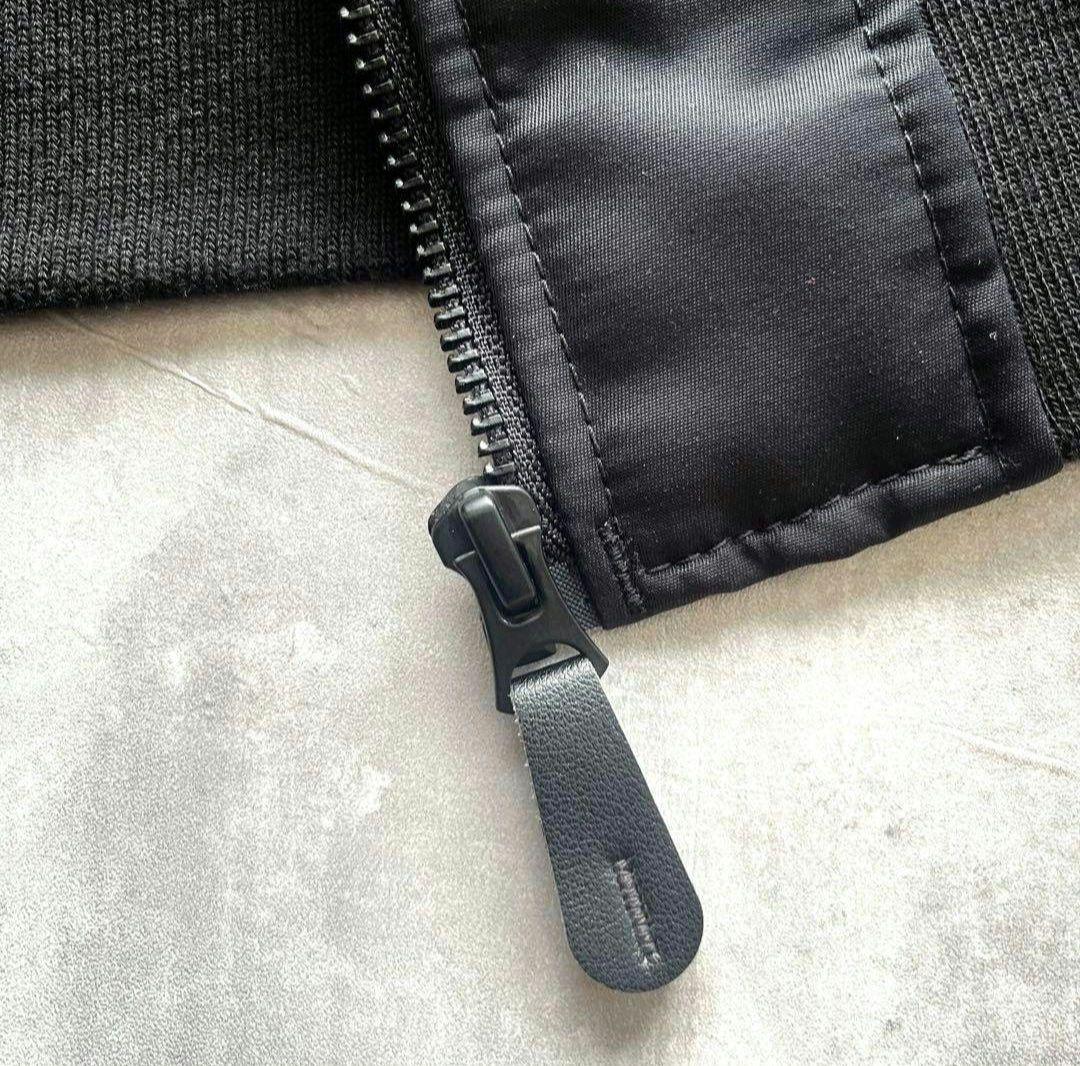 UNIQLO MA-1 フライトジャケット　ミリタリー　ボンバージャケット