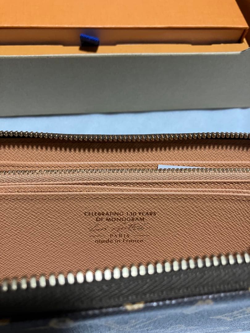 LOUIS VUITTON ジッピーウォレット長財布　日本限定新作