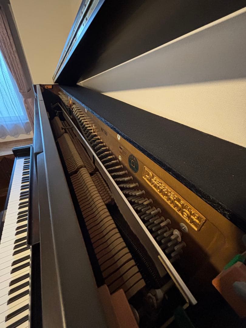 Prutner製アップライトピアノ MP700