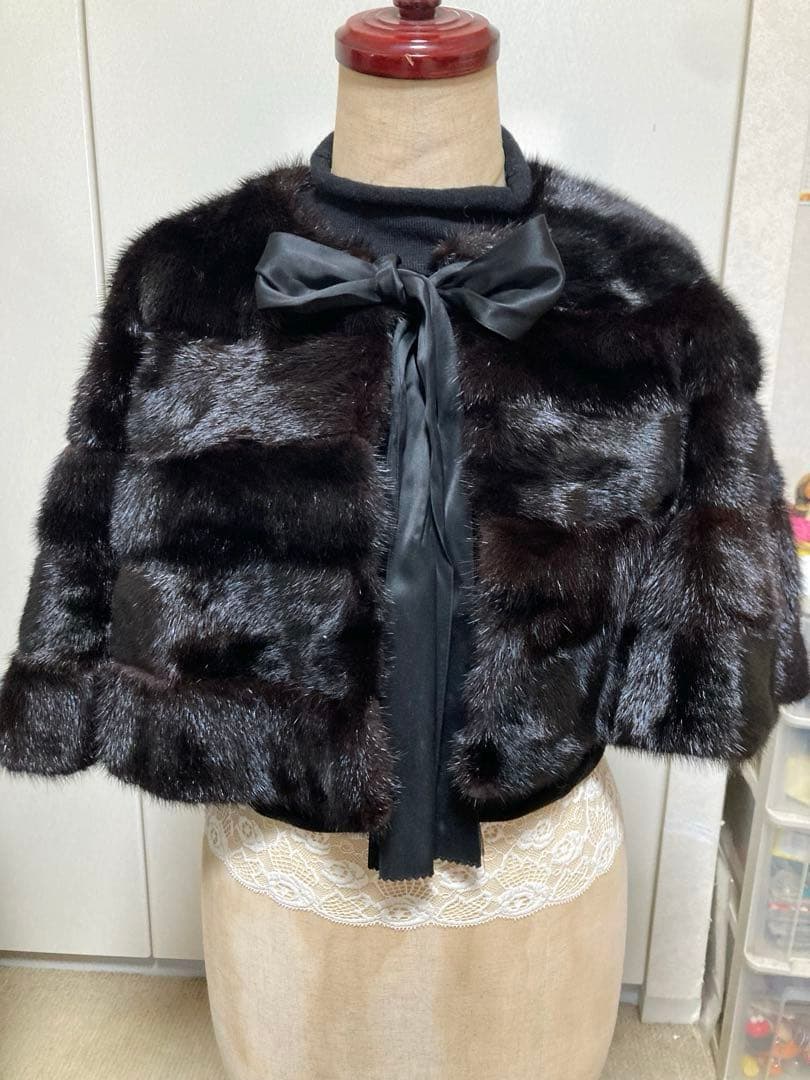 ニナリッチ　ケープ付きミンクファーコート