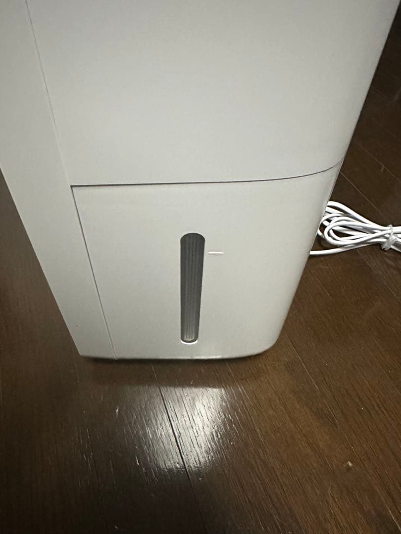 SHARP 除湿機　CV-R71-W