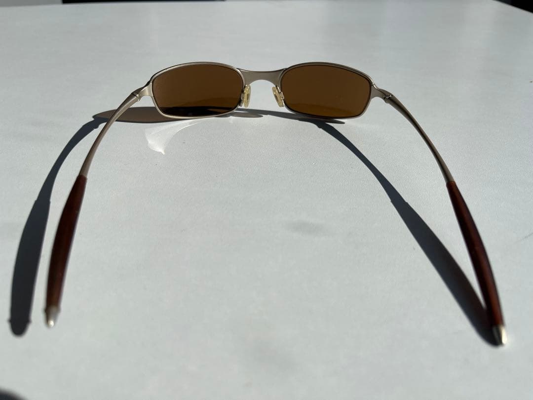 oakley（オークリー）　square wire 2.0 廃盤モデル