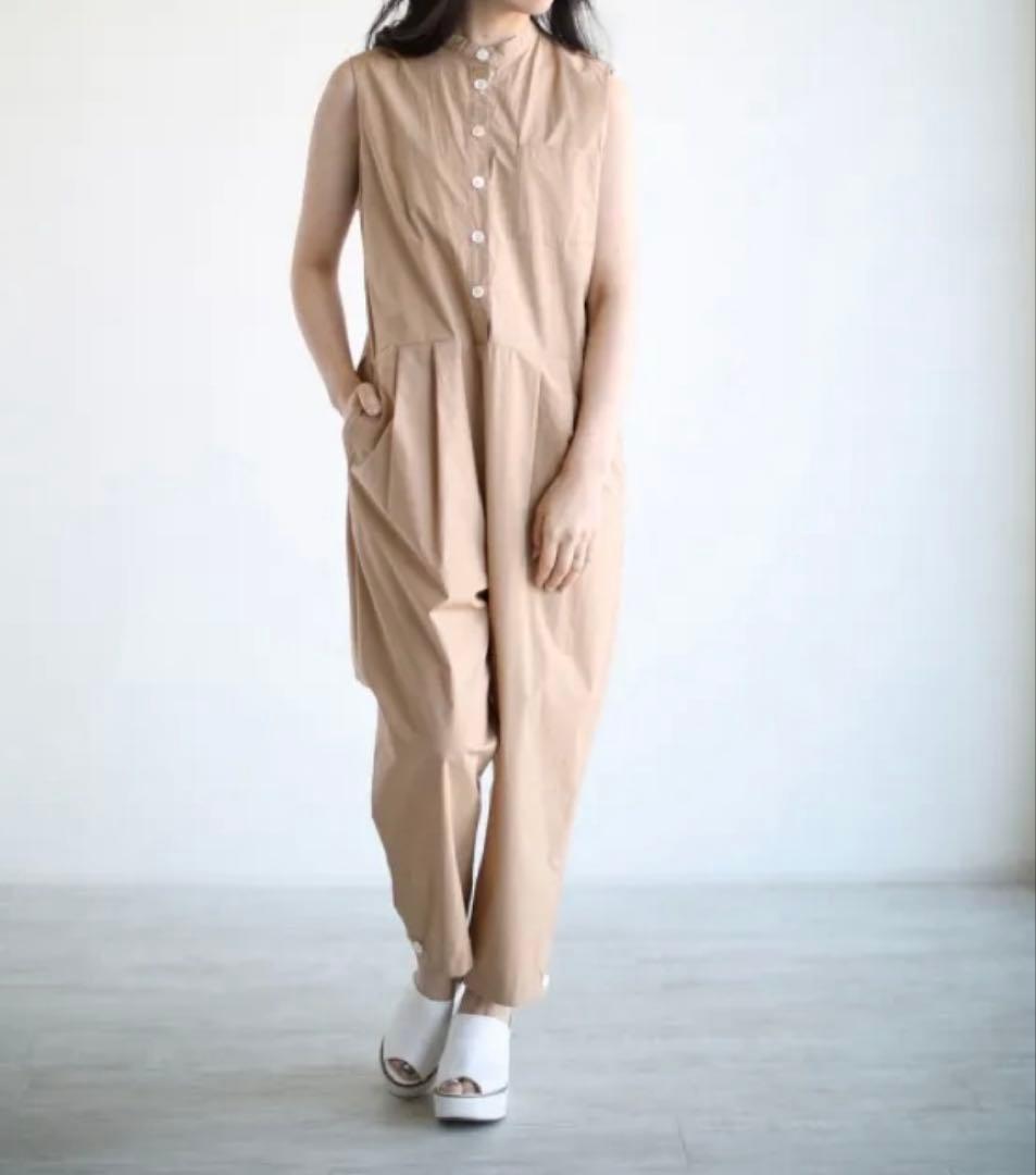 限定値下げ！美品　SACRA オールインワン　NAVY