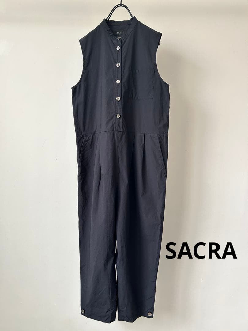 限定値下げ！美品　SACRA オールインワン　NAVY