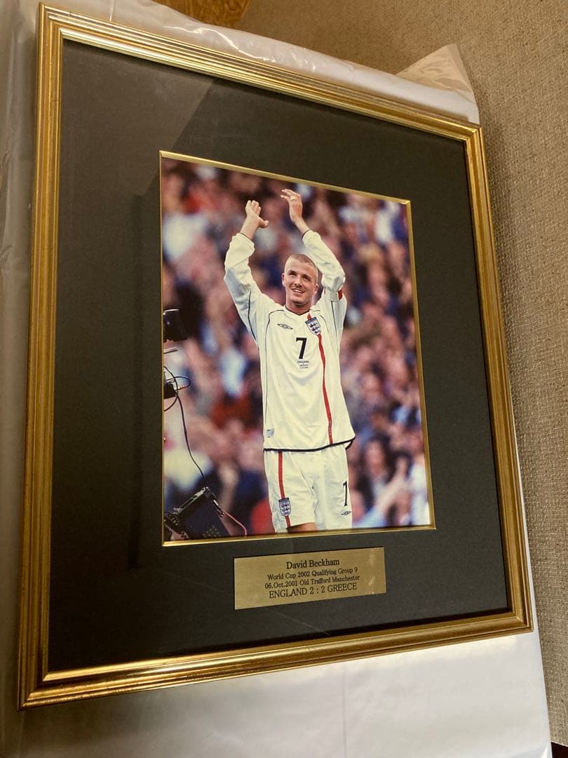 ジョージ・ベスト社 額縁入り サッカー デビット・ベッカム 2002年W杯