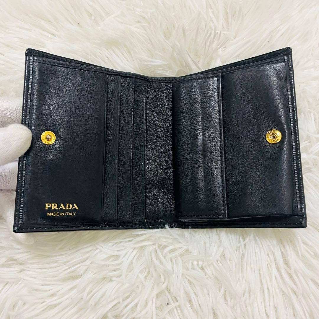 極美✨ 付属完備✨PRADA 二つ折りコンパクト レザー 黒 1MV204