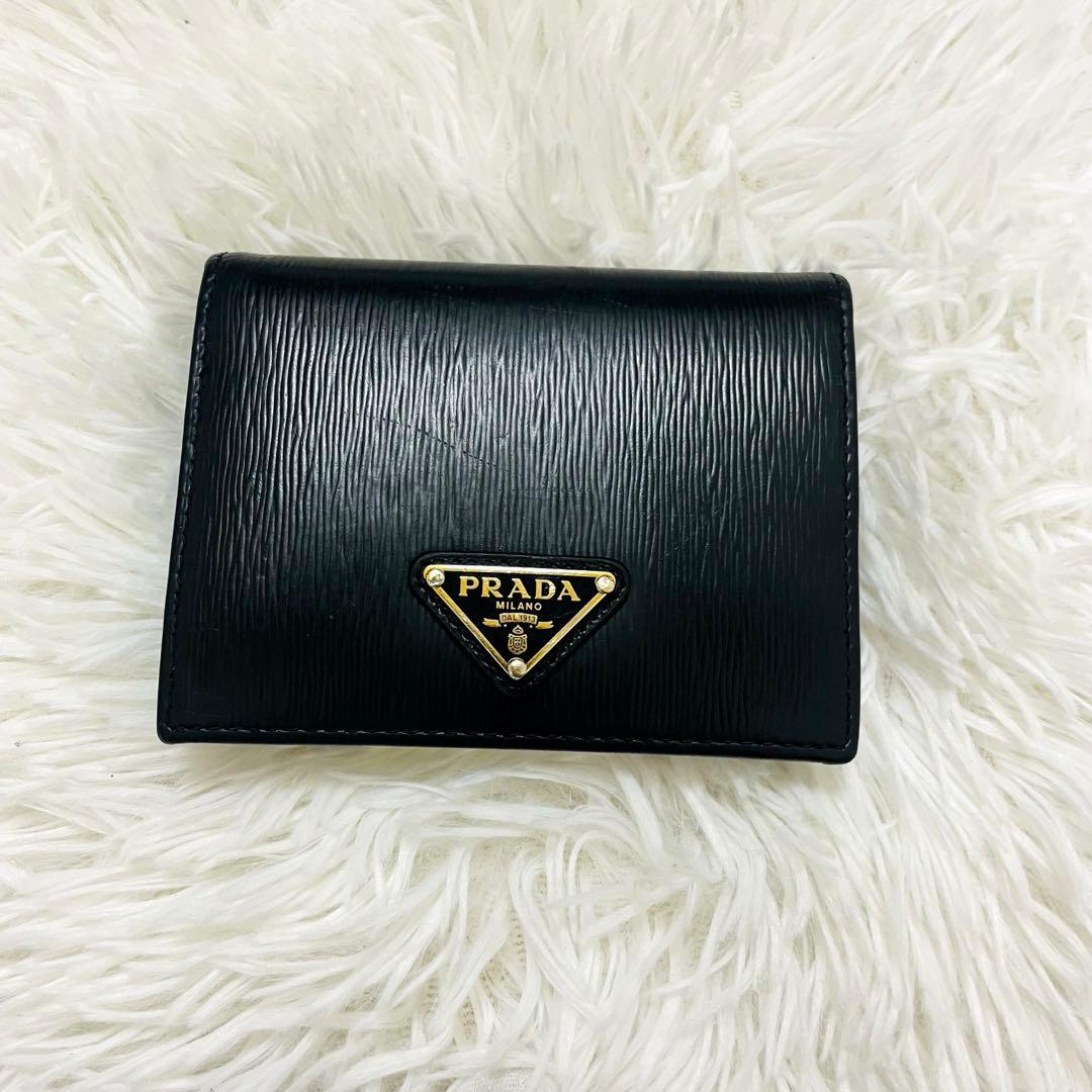 極美✨ 付属完備✨PRADA 二つ折りコンパクト レザー 黒 1MV204