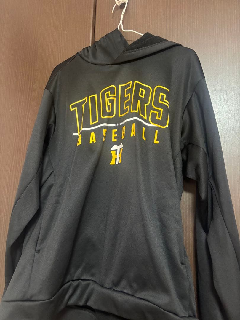 阪神タイガース ミズノ レプリカパーカー 2024