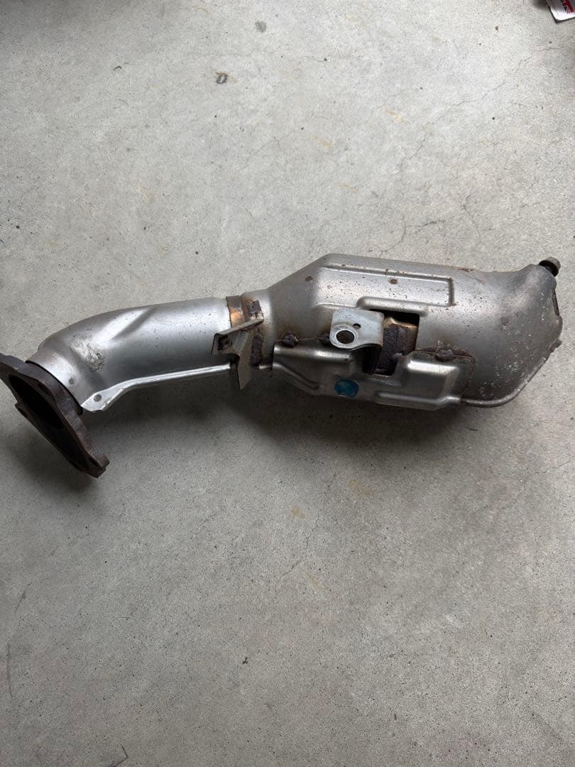 スバル ステラ（RN1）キャタライザー