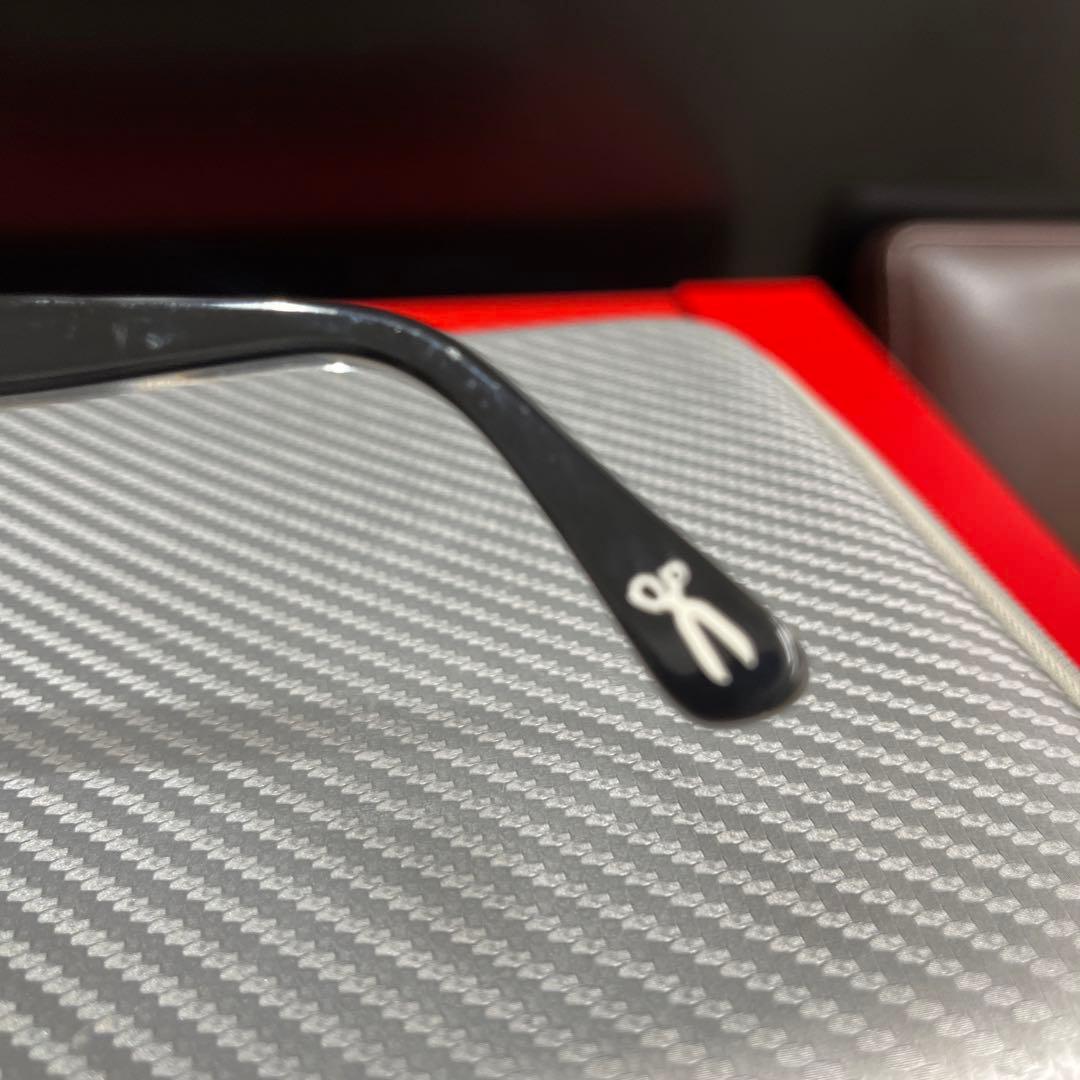 EFFECTOR DENHAM ブラックサングラス