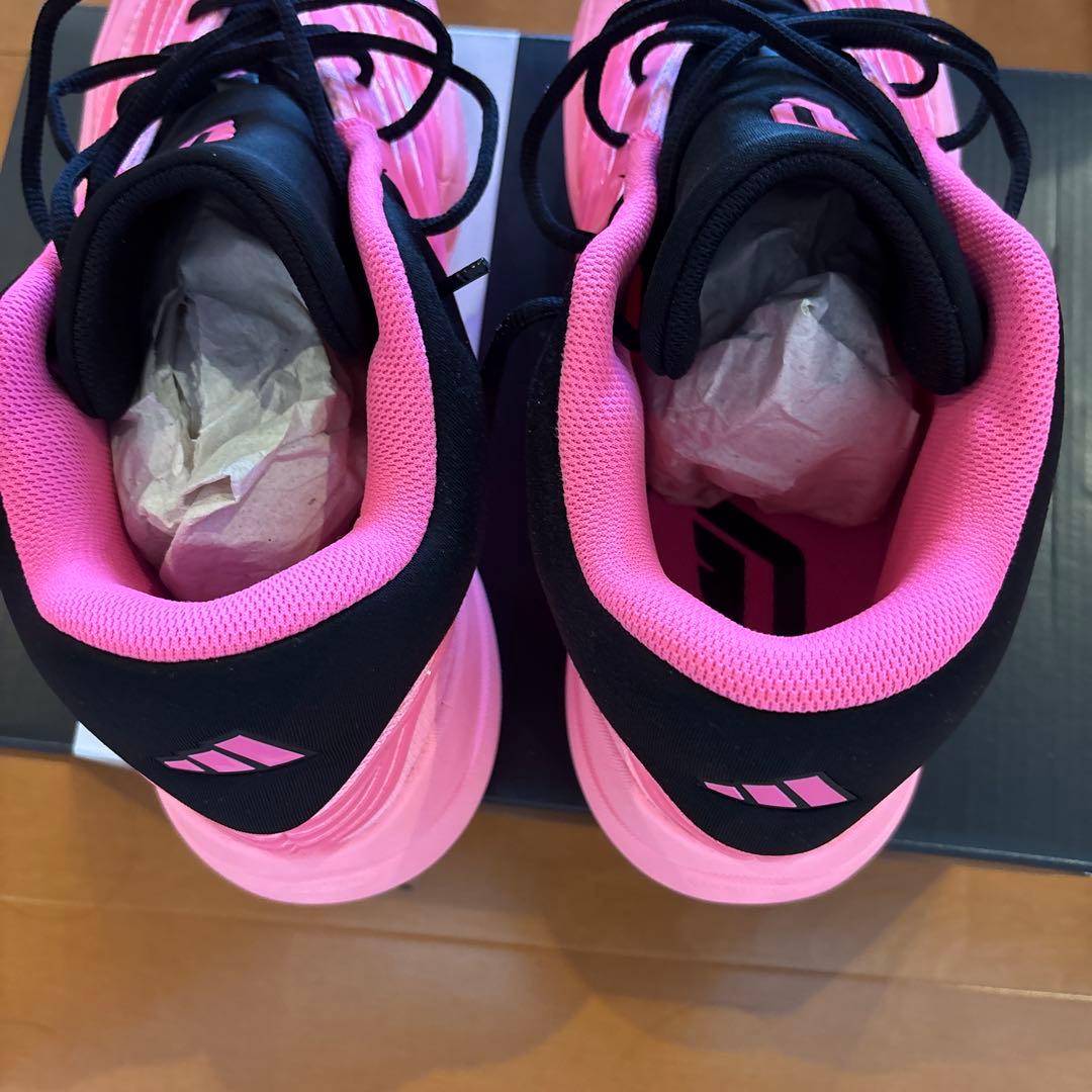 バスケットボールシューズ　adidas デイムX ピンク