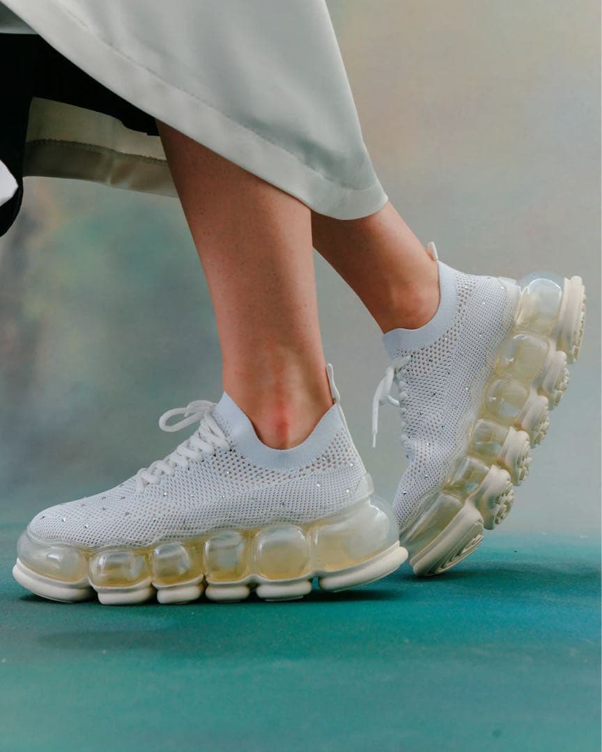 ミキオサカべ　new jewelry スニーカー