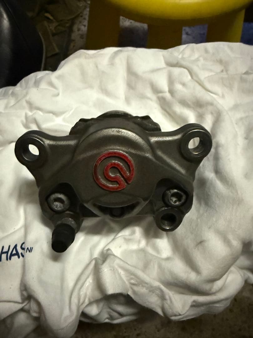 ブレンボ brembo 84mm シグナス