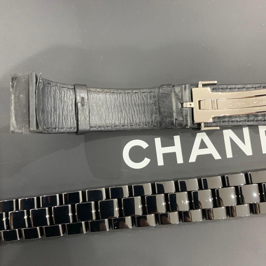 CHANEL  J12  41ミリサイズ　　セラミックコマ2個　革ベルト