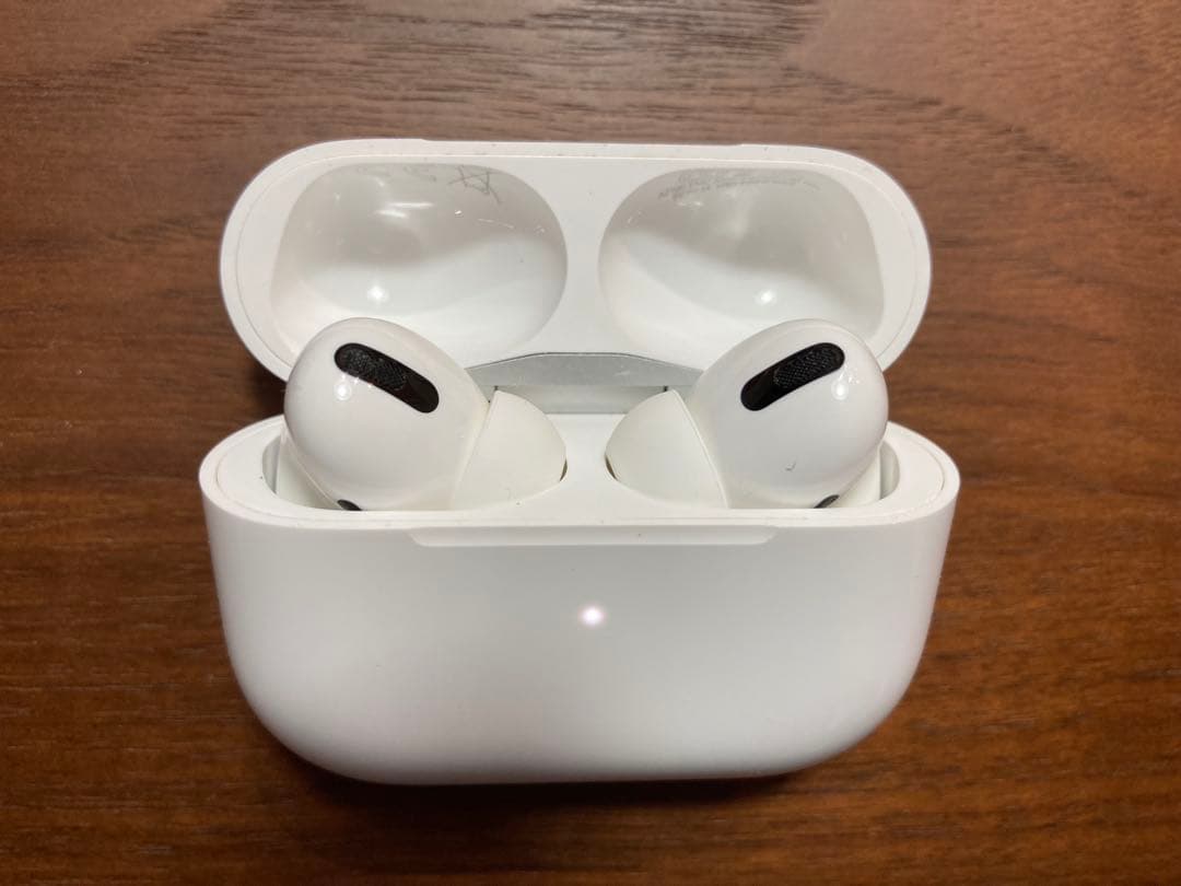 Apple AirPods Pro MagSafe充電対応
