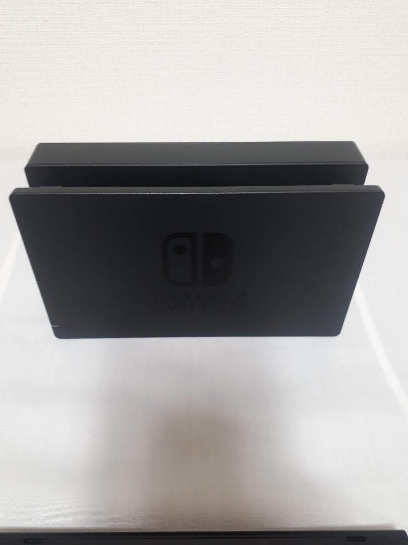 新モデル　Nintendo Switch本体　Joy-Con(L)/(R)グレー