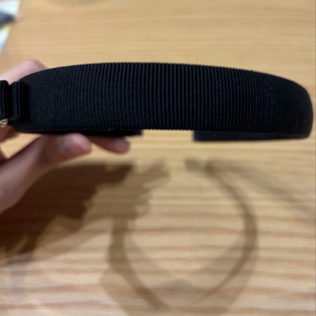 【Hi♡】Ferragamo カチューシャ　ブラック×シルバー