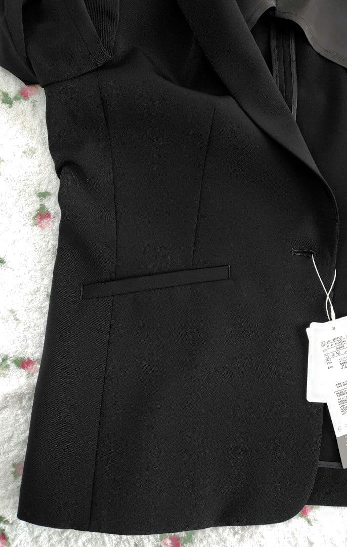 【タグ付】ジャケット　試着のみ　黒　サイズ40 グリーンレーベルリラクシング