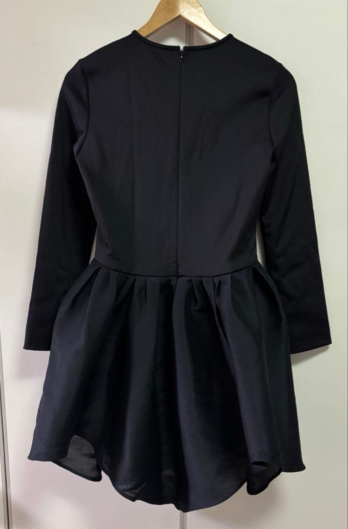 新品未使用☆LE PHILシアーダブルクロスブラウス ペプラムヘム カットソー