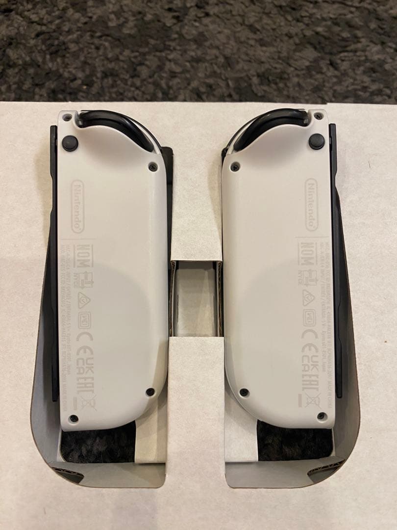 【美品】Nintendo Switch 有機ELモデル ホワイト/ブラック