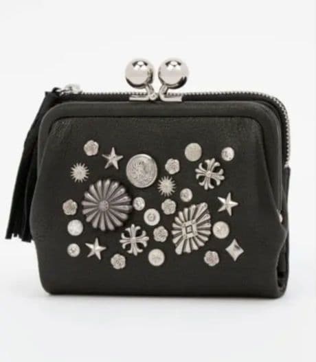 perche 　 マルチスタッズがま口二つ折りウォレット