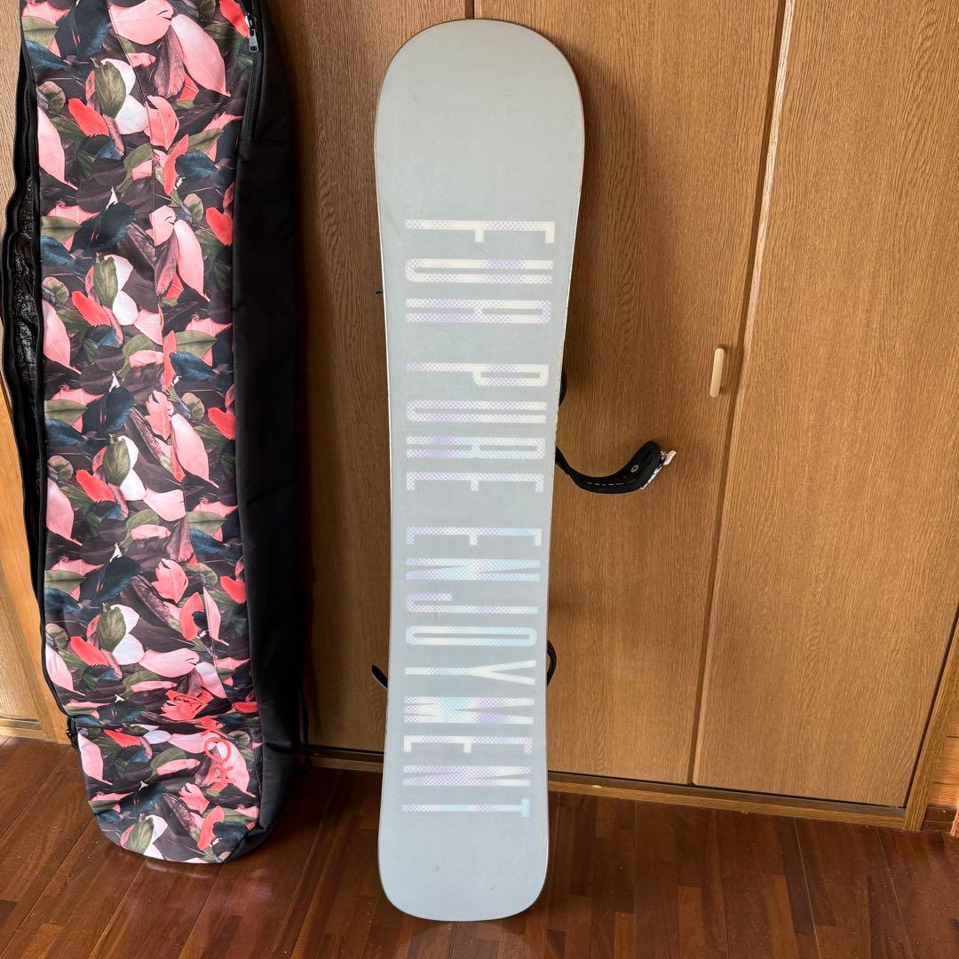 FOR PURE ENJOYMENT スノーボード ロキシー袋付き