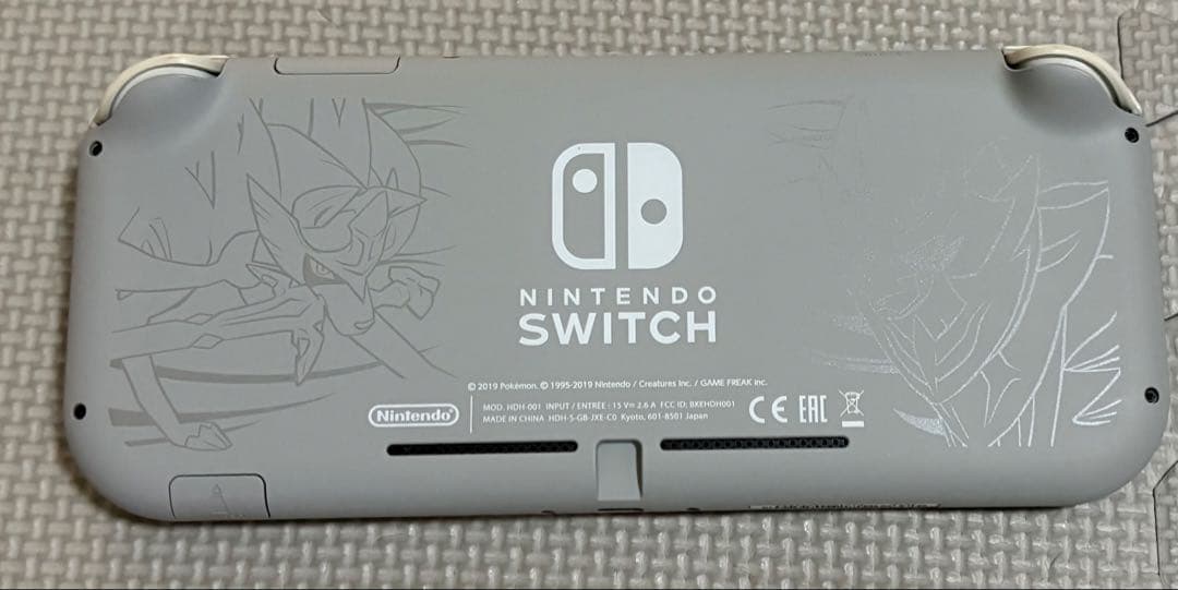 Nintendo Switch Liteポケットモンスターソードシールドデザイン