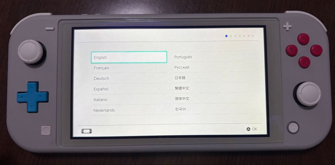 Nintendo Switch Liteポケットモンスターソードシールドデザイン
